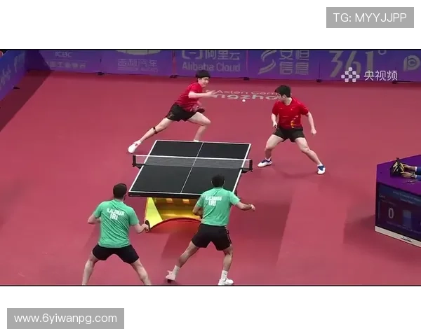 乒乓球比赛中一个球的精彩瞬间与战术分析